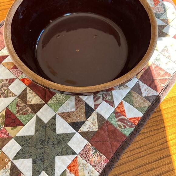 Vintage USA brown pottery bowl - Picture 6 of 12